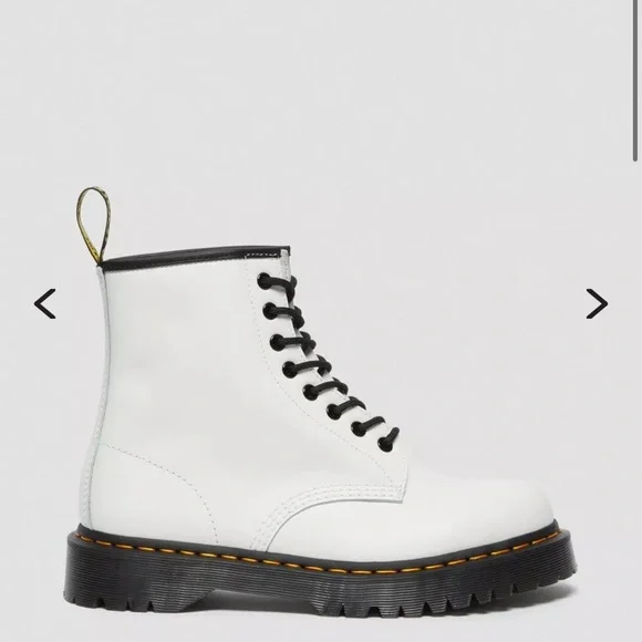 NWT DR. MARTENS 1460 BEX SMOOTH LEATHER LACE UP BOOTS - Picture 7 of 12